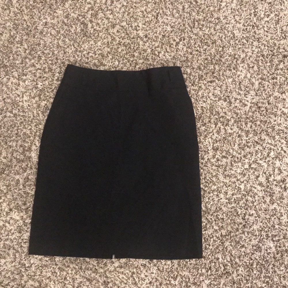 Perfect black pencil skirt